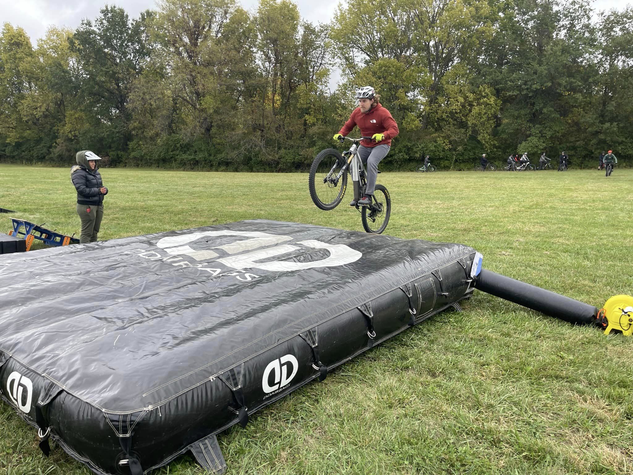 Learn to Jump Skills Clinic – Wheels Up Bike Clinics, Teams, and Summer ...